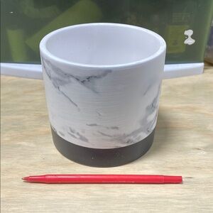 Faux Marble Planter with Black Base